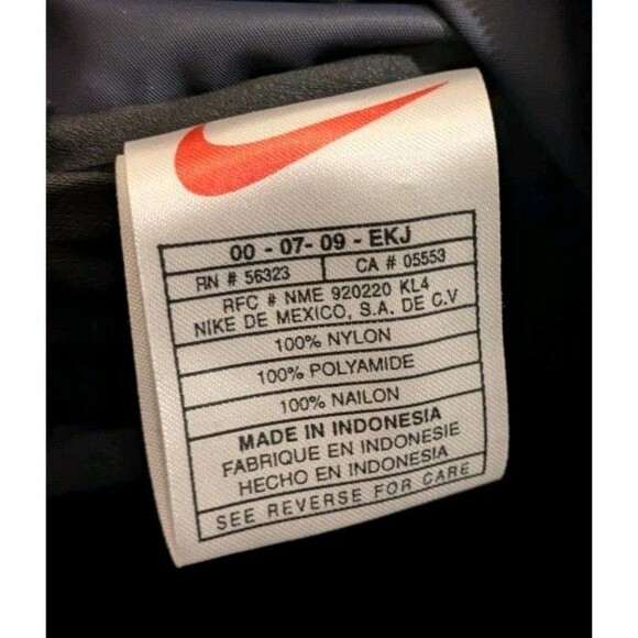 Vintage Y2K Nike Big Swoosh Logo Extra Large 32" Blue Duffle Bag - Picture 8 of 11